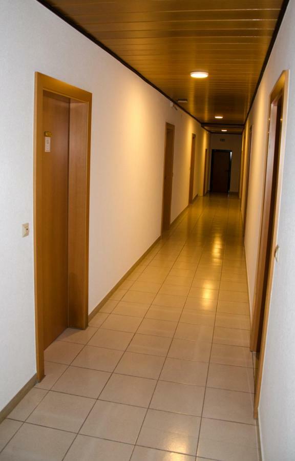 Kraichtaler Hof Hotel ภายนอก รูปภาพ