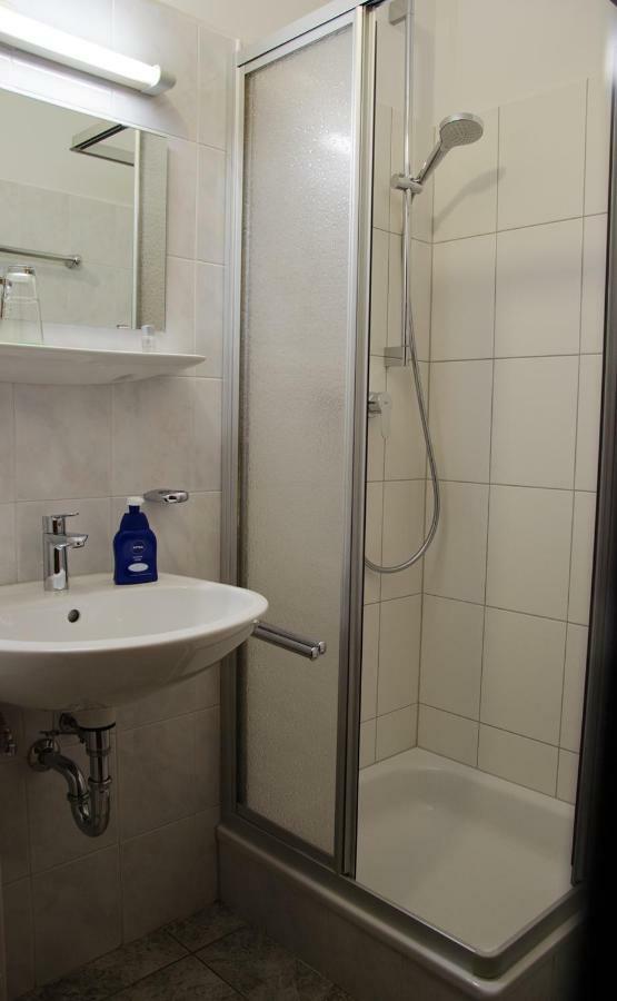 Kraichtaler Hof Hotel ภายนอก รูปภาพ
